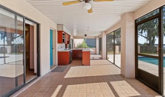 510 HILLSIDE Dr, Auburndale, FL 33823