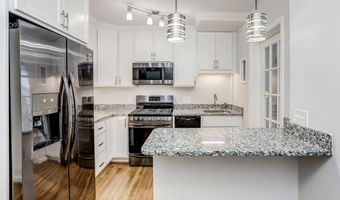 526 N PAYNE St, Alexandria, VA 22314