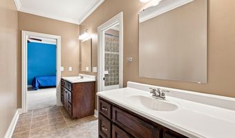 584 Southgate Dr, Camden, SC 29020