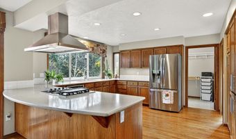 6656 SW 162ND Dr, Beaverton, OR 97007