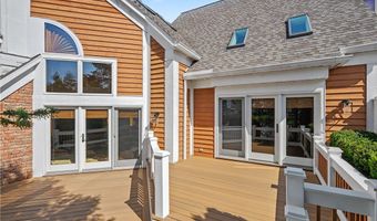3644 Sparrow Pond Cir, Akron, OH 44333