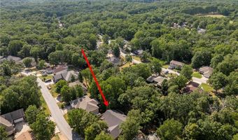 40 Merritt Dr, Bella Vista, AR 72714