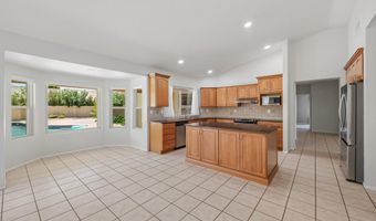 2419 W SHAWNEE Dr, Chandler, AZ 85224