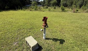 1474 Mandella Rd, Bonneau, SC 29431