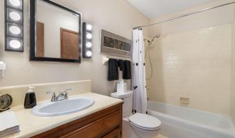 4900 Justin Dr NW, Albuquerque, NM 87114