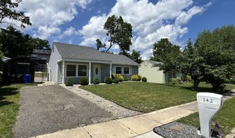 142 Village Dr, Barnegat, NJ 08005