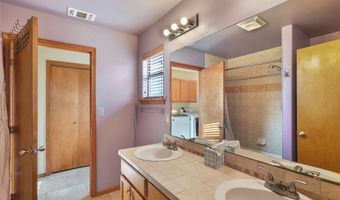 1104 W Eagle Pass, Alpine, TX 79830