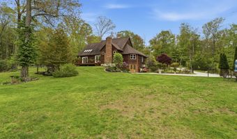 287 S Bear Hill Rd, Chaplin, CT 06235