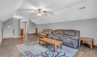 6686 Woodcrest Dr, Avon, IN 46123