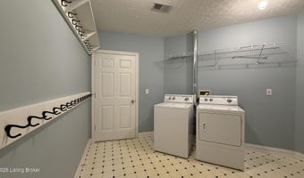 998 Royal Oak Dr, Bardstown, KY 40004
