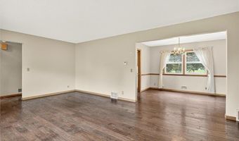 8949 Rosewood Ln N, Maple Grove, MN 55369