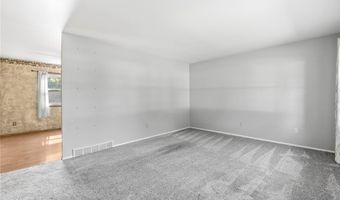 1055 Thomas Dr, Ashland, OH 44805