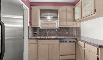 7146 Luana Ave, Allen Park, MI 48101