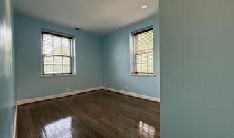 3050 S BUCHANAN St C2, Arlington, VA 22206