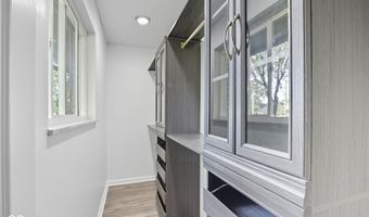 402 W Banta Rd, Indianapolis, IN 46217