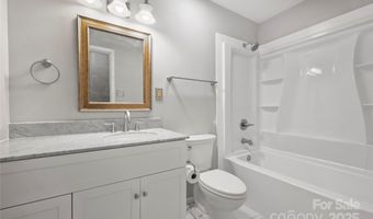2840 Edsel Pl, Charlotte, NC 28205