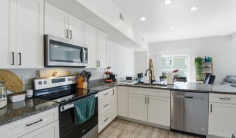 1503 ALYSSAELAINE Dr, Cheyenne, WY 82007