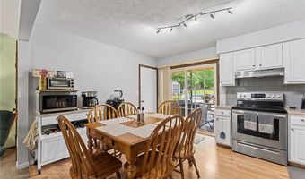 3486 Albrecht Ave, Akron, OH 44312
