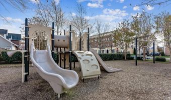 22757 PORTICO Pl, Brambleton, VA 20148