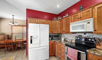 8404 Fossilsaurus Ln, Ash Grove, MO 65604