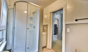 6 Cushing St, Cumberland, RI 02864