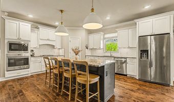 4202 SW Acres Ave, Bentonville, AR 72713