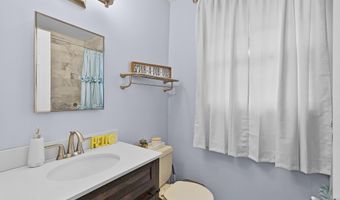 246 Cherryville Rd, Bells, TN 38006