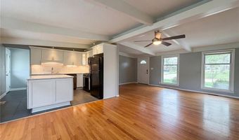 510 Wicklow Dr, Ballwin, MO 63021