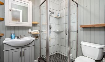 2409 W State Rd, Ashby, MA 01431