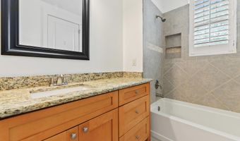 210 Seal Ave, Biloxi, MS 39530