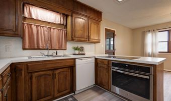 20597 Lawrence 2210, Aurora, MO 65605