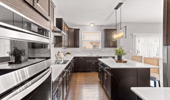 286 Springview St, Ann Arbor, MI 48103