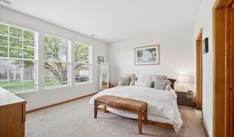 2616 Christie Dr, Algonquin, IL 60102