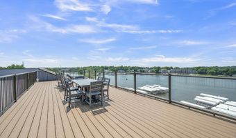 570 Linden Dr 104, Arnolds Park, IA 51331