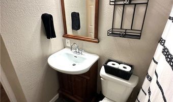 250 N Edgehill Ave, Austintown, OH 44515