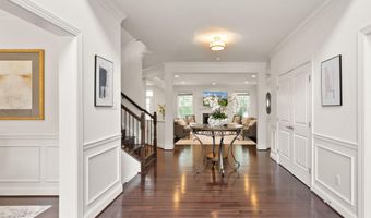 8701 BRADMOOR Dr, Bethesda, MD 20817