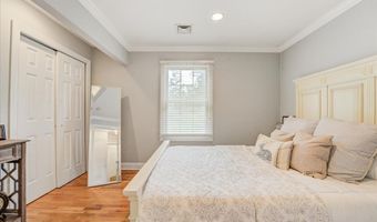 51 Normandy Ct, Middletown, NJ 07748