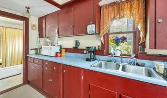 570 Maplewood Rd, Parsonsfield, ME 04047