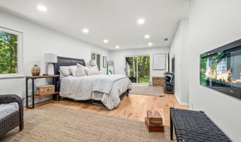 4720 Nirvana Dr, Adrian, MI 49221