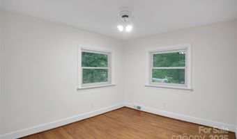 1212 Burtonwood Cir, Charlotte, NC 28212