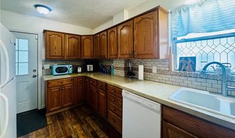 1030 Pitkin Ave, Akron, OH 44310