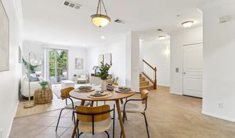 8301 Rio San Diego Dr 26, San Diego, CA 92108