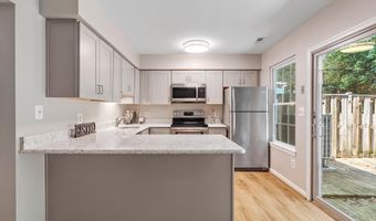 911 BREAKWATER Dr, Annapolis, MD 21403