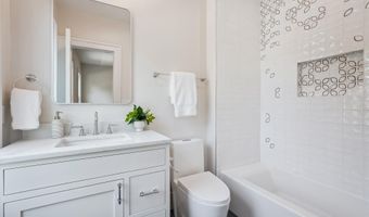 6508 CALLANDER Dr, Bethesda, MD 20817