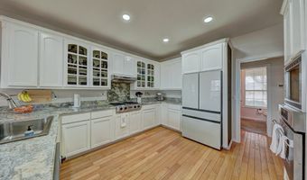 2109 W Mosley Loop, Alpine, TX 79830