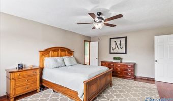 325 Ohara Dr, Albertville, AL 35950