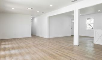 1101 Lillian St, Alice, TX 78332