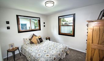 2217 N GILLETT St, Appleton, WI 54914