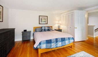 67 Seminole Rd, Acton, MA 01720