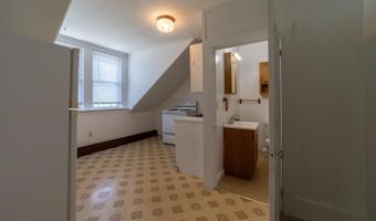 1092 NH RT 175 Apt #4, Campton, NH 03223